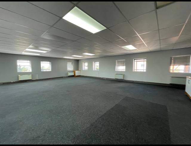 188.25M² OFFICE TO LET IN RIVONIA